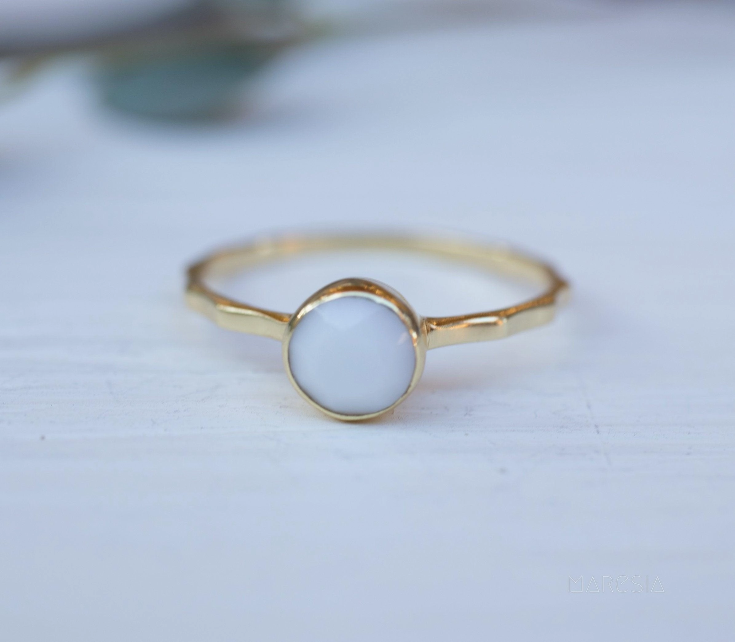 White Agate Ring  ~ Gold Plated ~  MR068