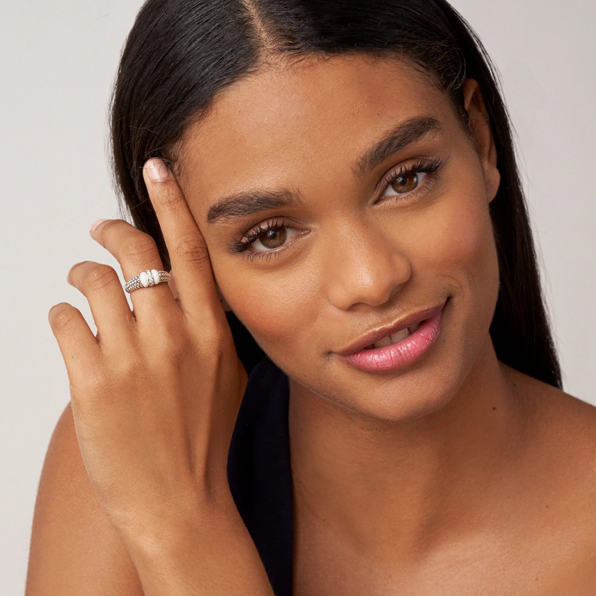 White Caviar White Ceramic and Caviar Diamond Ring
