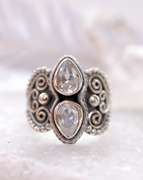 White Topaz Ring ~ Sterling Silver 925 ~MR091